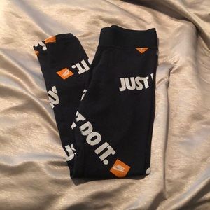 Nike logo leggings